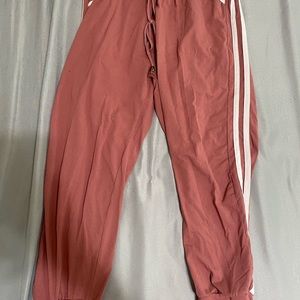 Indero Brand Size s/m. Pink color with white stripes. Soft material.